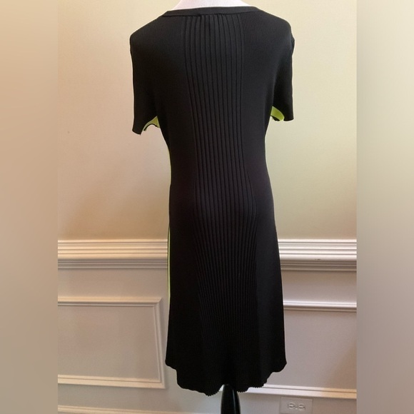 Escada Sport Damouel Black Ribbed Knit Short Sleeve Side-Stripe Dress Size M - Picture 5 of 7